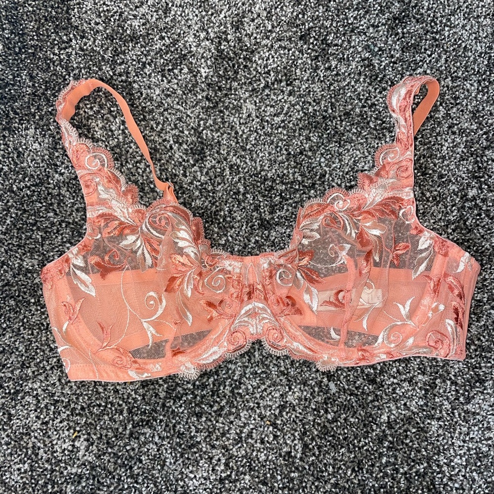 Mesh salmon colored Sonoma bra